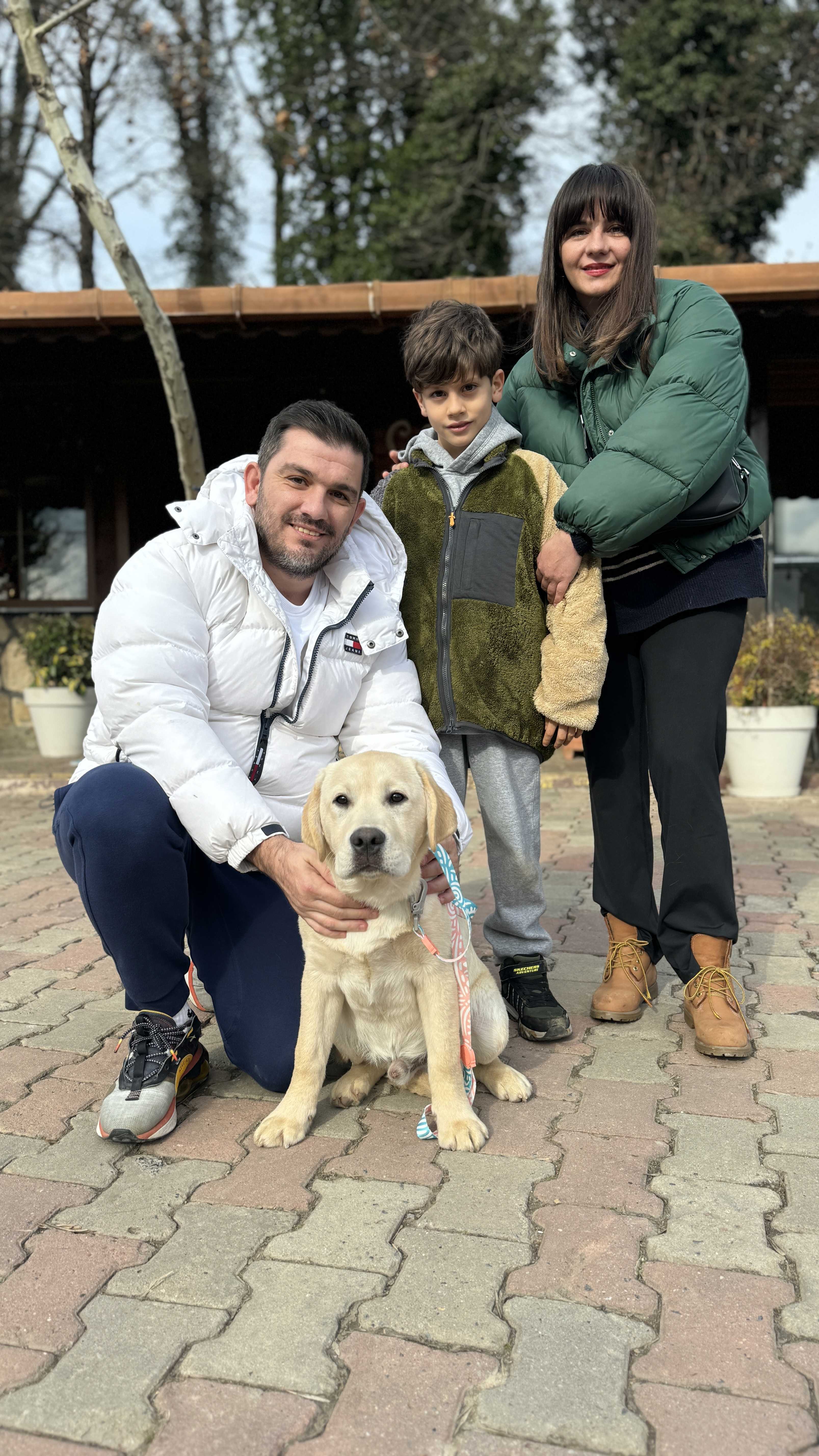 Final Countdown yeni adıyla Bulut, efendiliğiyle Demir ailesinin kalbini fethetti ve çok güzel bir yuvası oldu